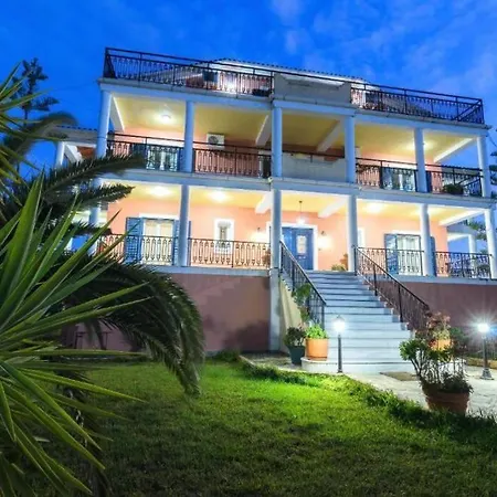 Cozy Flat At Regina * Αλυκανάς